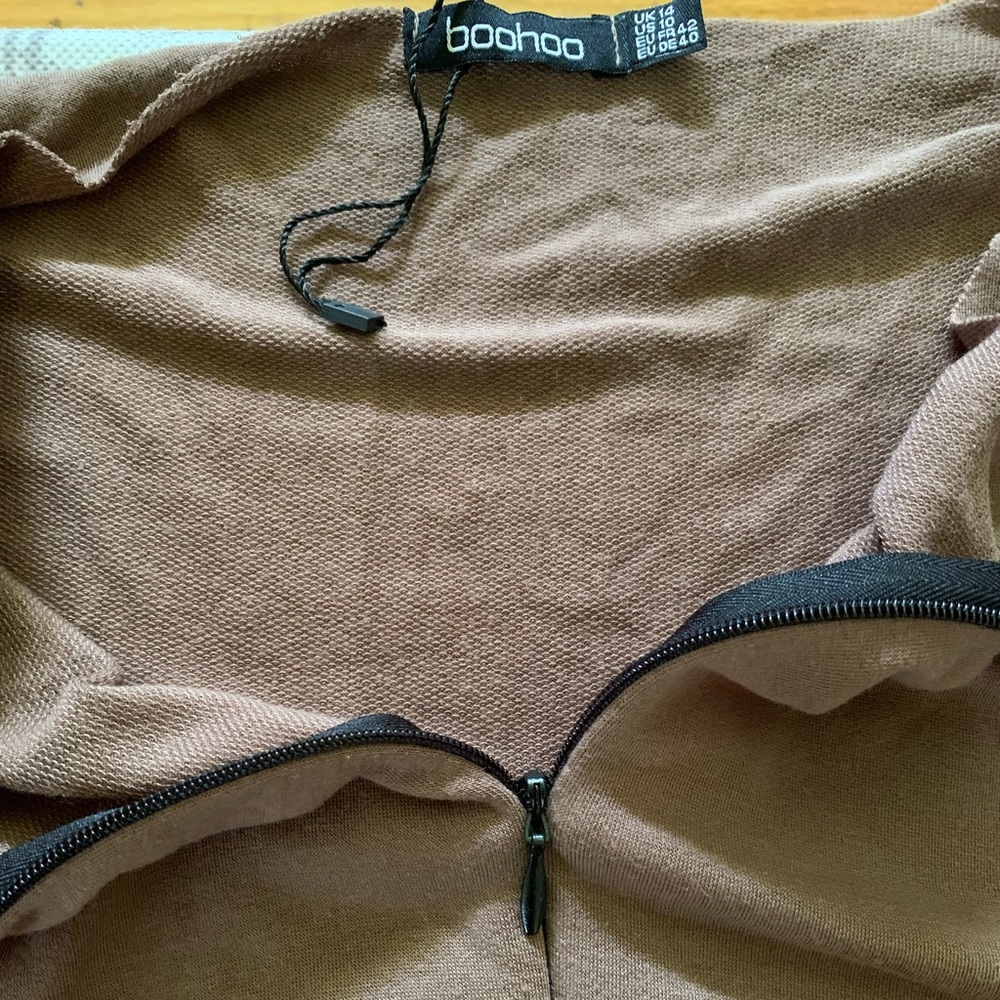 Boohoo cropped sweatshirt